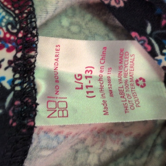 Floral Patterned Women's Pants - Picture 3 of 4